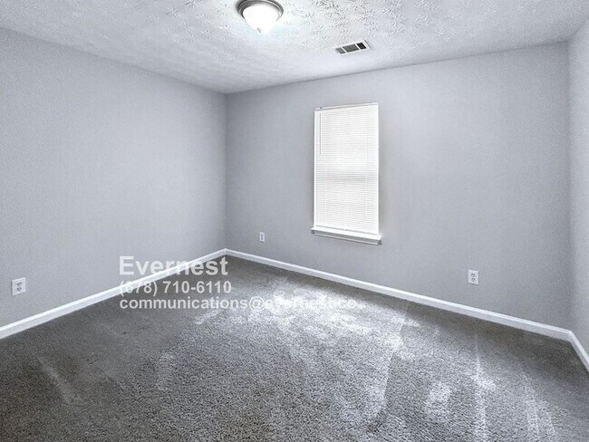 Building Photo - 7035 Setters Way