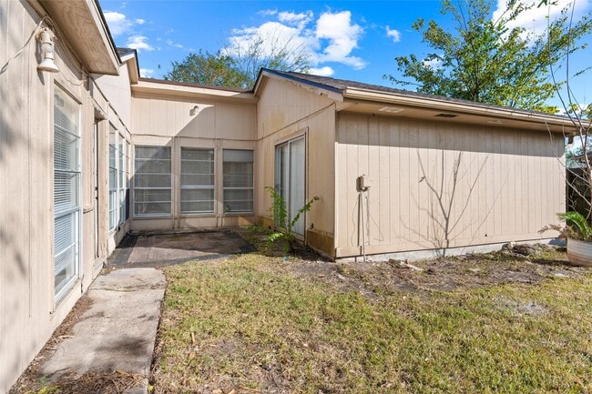 Building Photo - 2942 Heritage Colony Dr