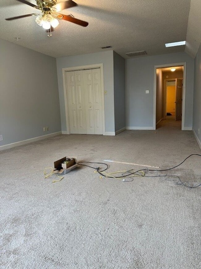 Building Photo - Spacious Home with Bonus Room, Pool & Solar Panels in Goldsboro!