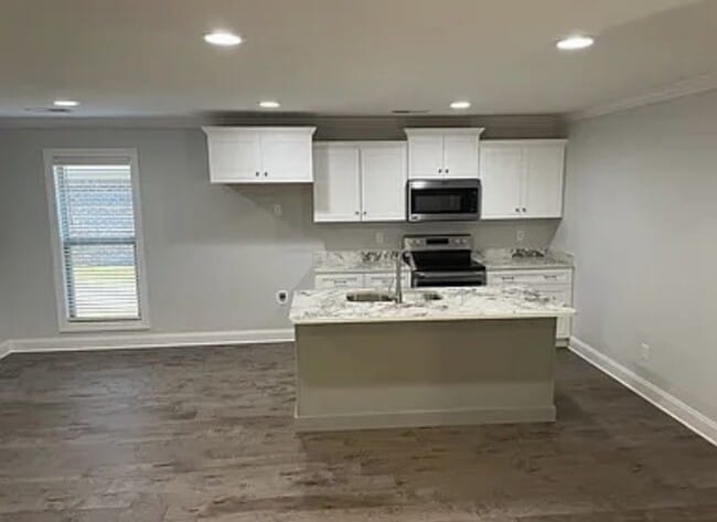 Building Photo - 71 Jackson Crk Dr