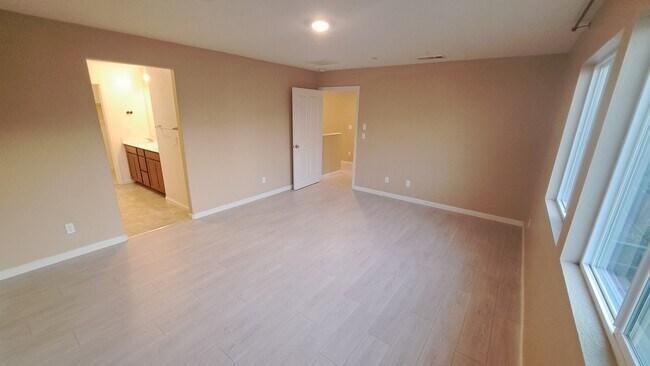 Building Photo - 120 Alboran Sea Cir