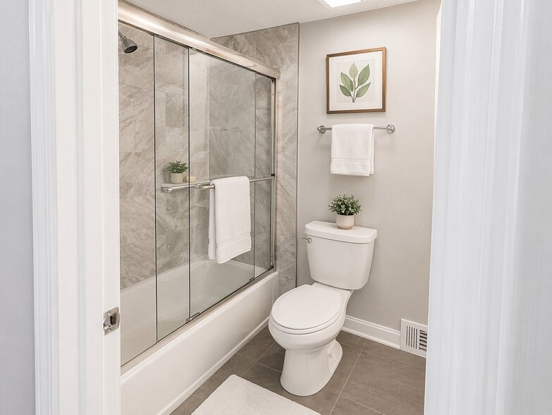 Building Photo - 1411 W North Ave