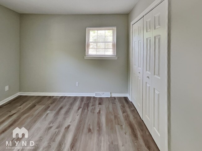 Building Photo - 2308 Oakstone Cir