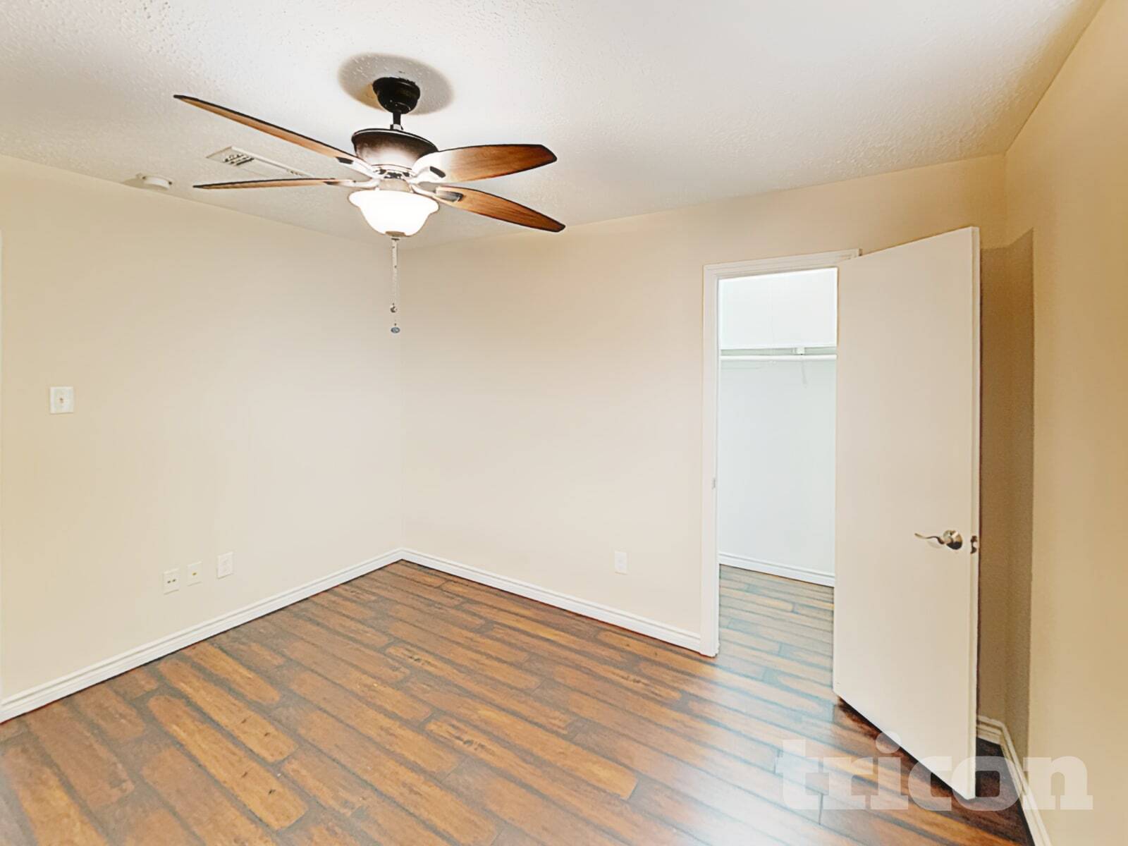 Building Photo - 24107 Lone Elm Dr