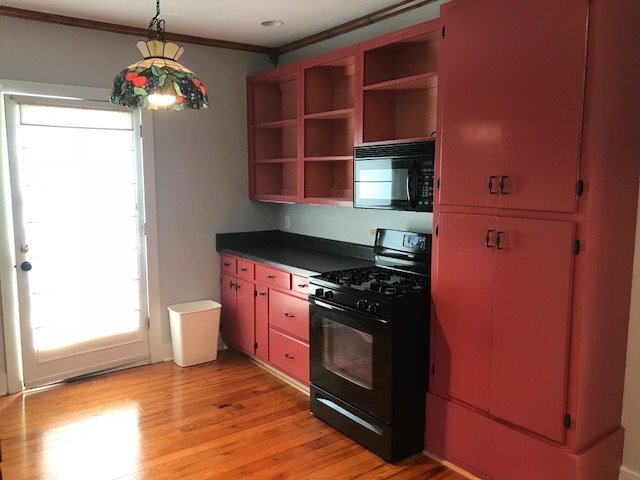 Building Photo - 402 Madkins St