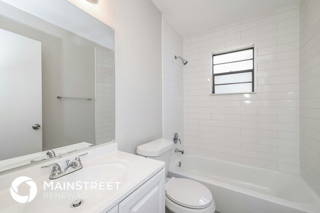 Building Photo - 403 Allspice Ct