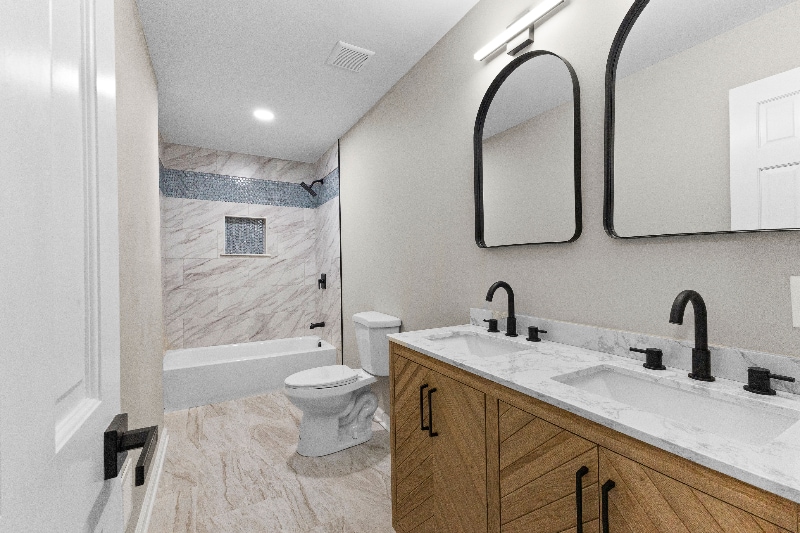 Building Photo - 4145 White Oak Dr