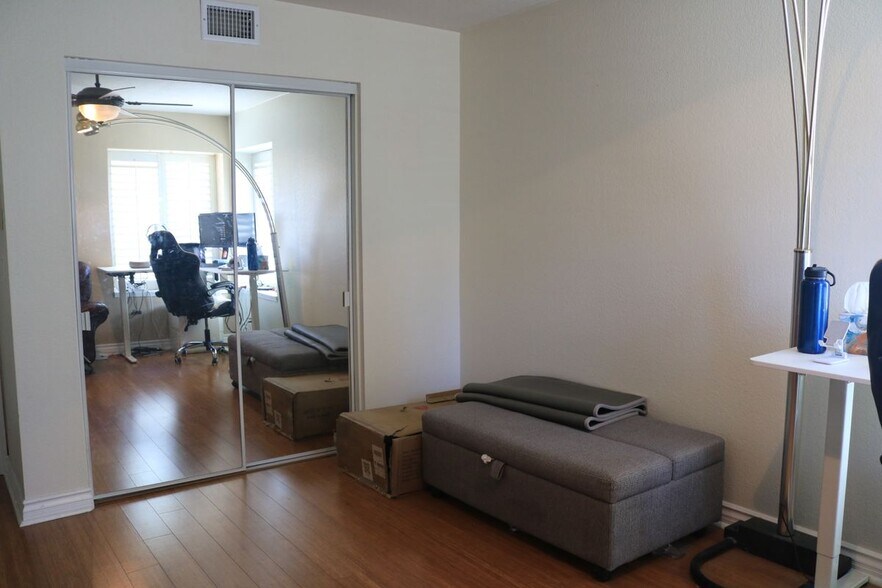 Building Photo - 4310 E Terra Vista Ln