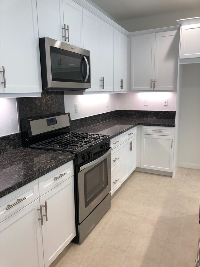 Primary Photo - West Creek - 3 bedroom, 2.5 bath Townhome!