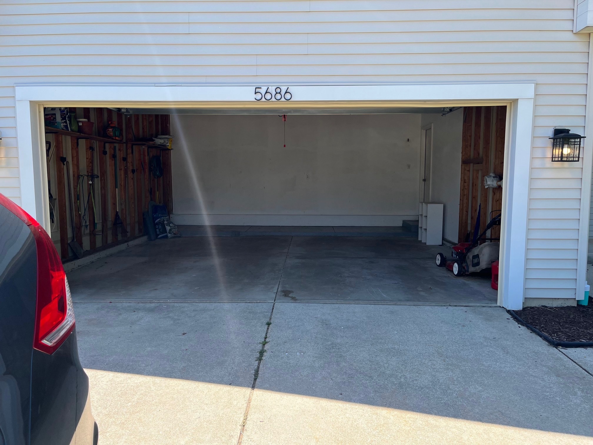 Garage - 5686 Barcroft Dr SW