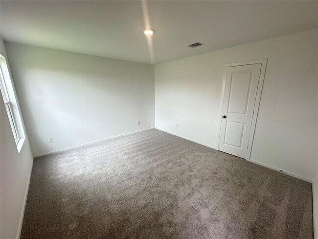 Building Photo - 615 Magnolia Creek Dr