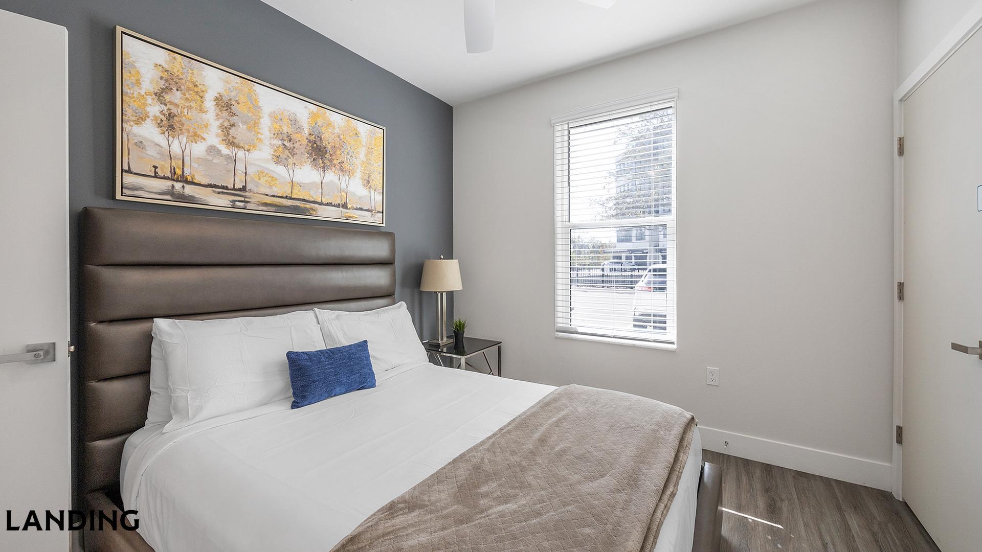 Building Photo - 4950 W Prescott St