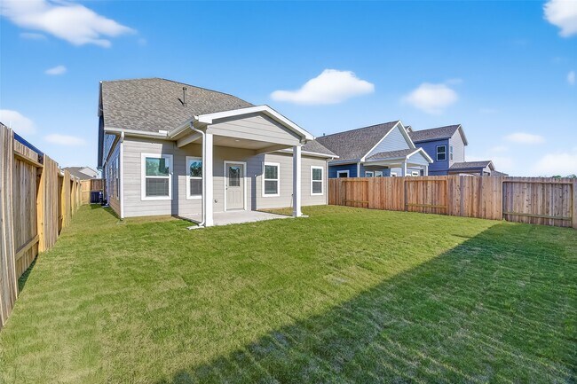 Building Photo - 2615 Ryon Falls Dr