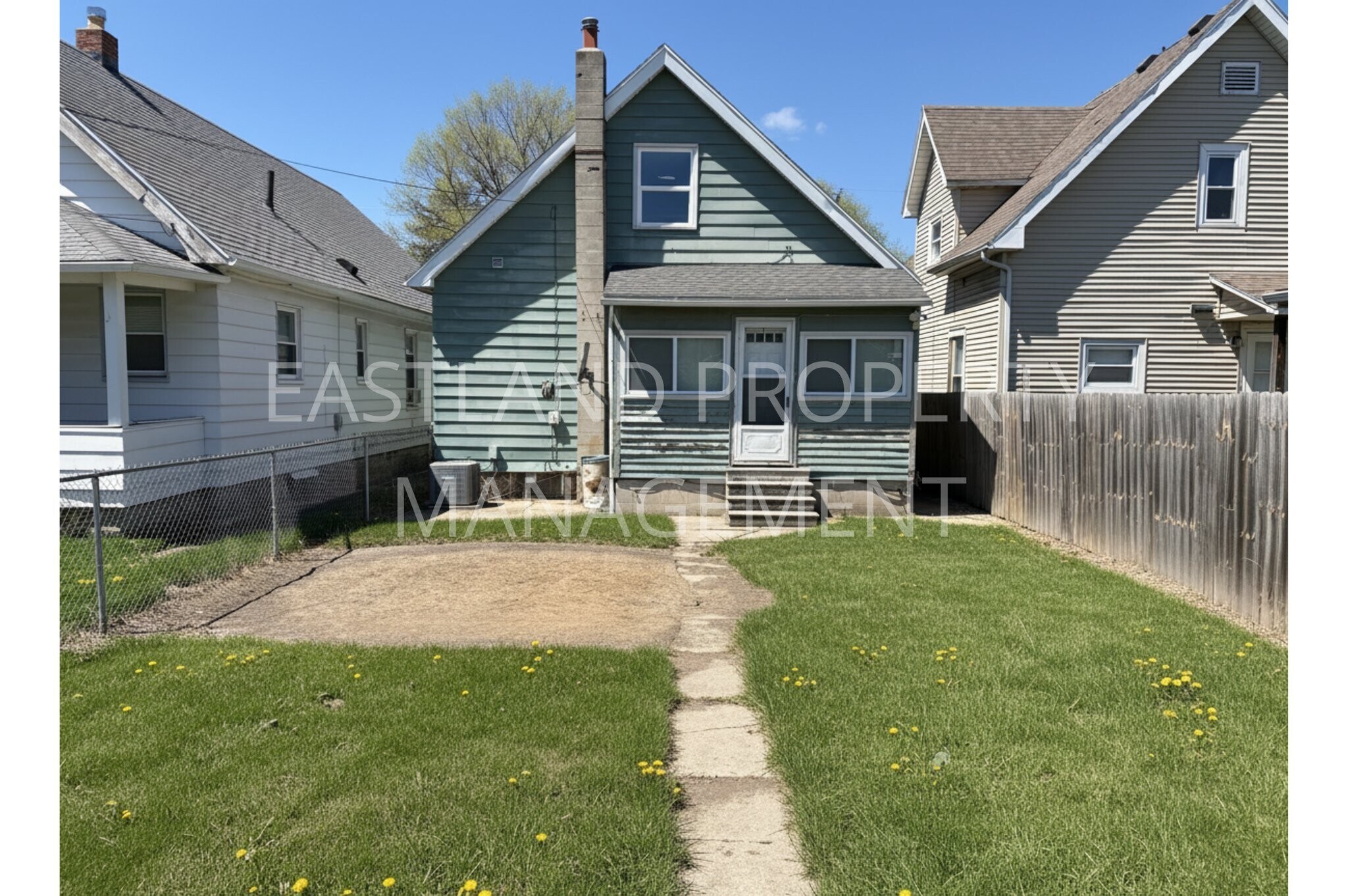 Building Photo - 1964 Burr St