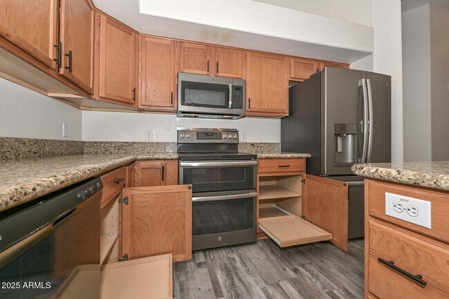 Building Photo - 7869 W Kristal Way