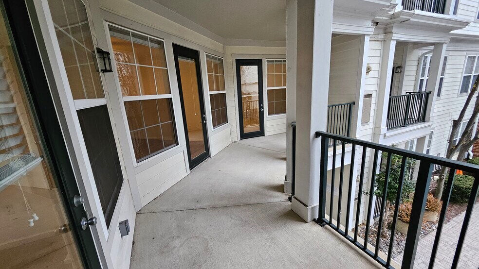 Building Photo - 23 Arch Pl