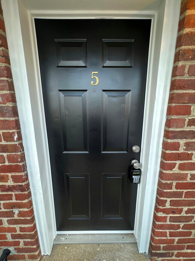 Building Photo - 3517 Briel St