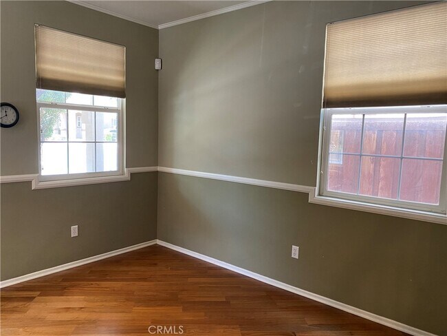 Building Photo - 1686 Goldenrod Ave
