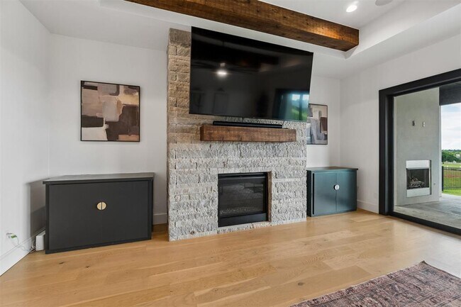 Building Photo - 2109 Wiregrass Dr