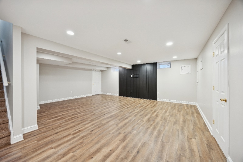 Building Photo - 7518 Lawn St