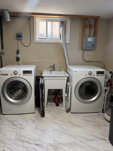 Building Photo - 8191 Raleigh Pl