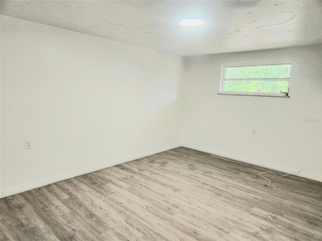 Building Photo - 11631 Seminole Dr