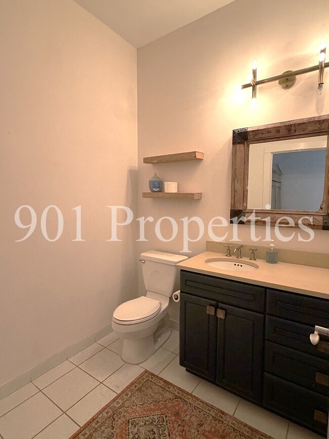 Building Photo - 505 Tennessee St