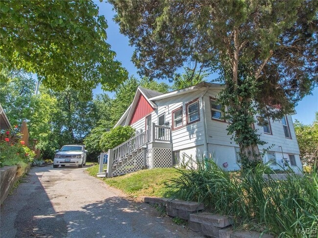 Building Photo - 7410 Hoover Ave