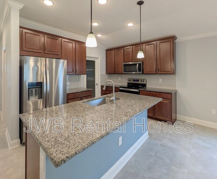 Building Photo - 13797 Holsinger Blvd