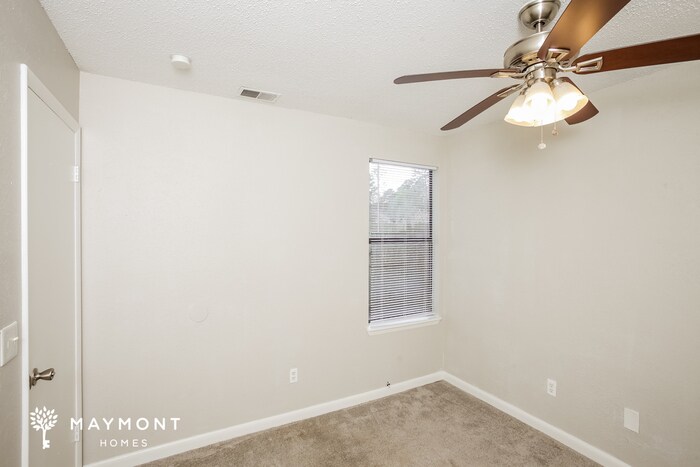 Building Photo - 228 Jadetree Dr