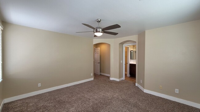 Building Photo - 11005 Calamint Hills Ct