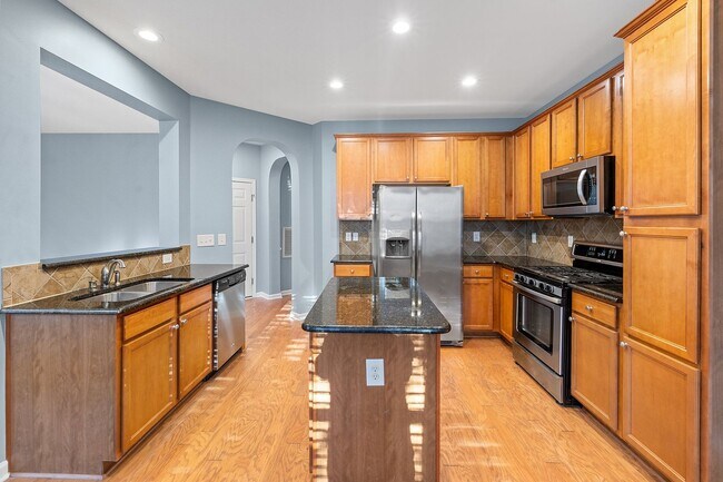 Building Photo - 3 Bed 2.5 Bath Home located in Heritage Hills, Wake Forest