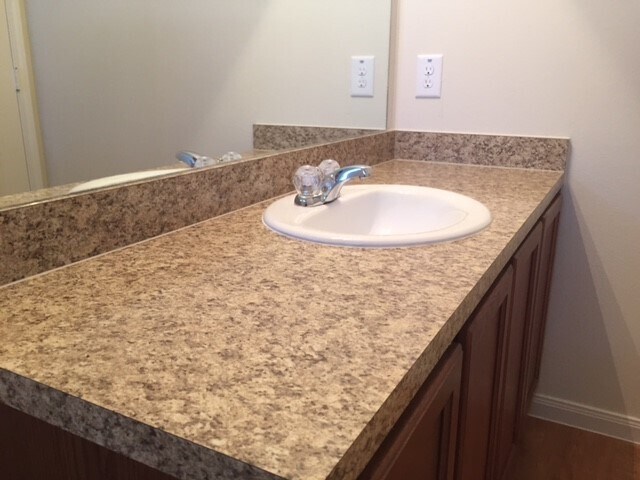 Building Photo - 705 South Ella Creek Drive