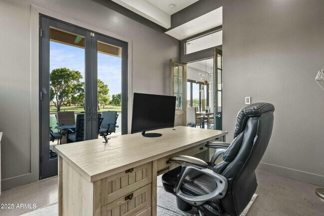 Building Photo - 7861 E Vía Marina