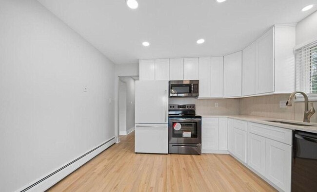 Building Photo - 4113 Telegraph Rd