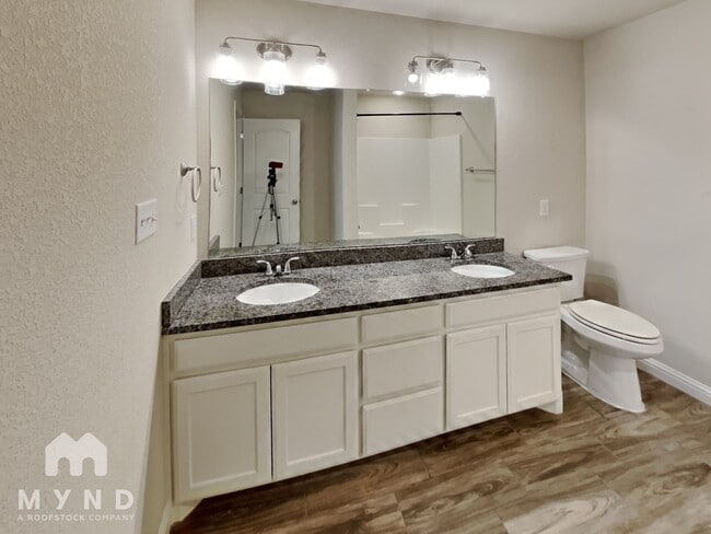 Building Photo - 791 Rolling Terrace Cir