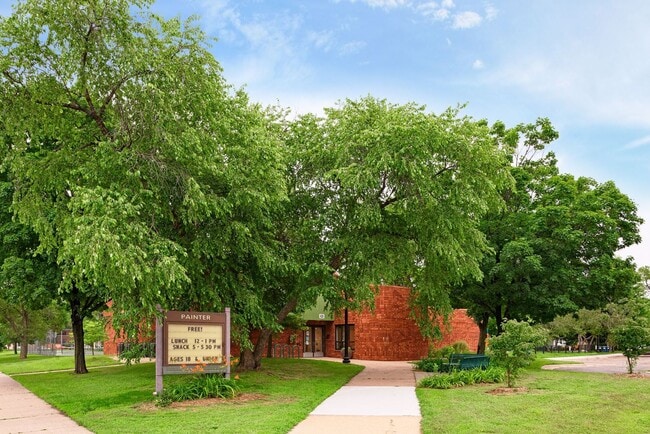 Building Photo - 2217-2217 Grand Ave S