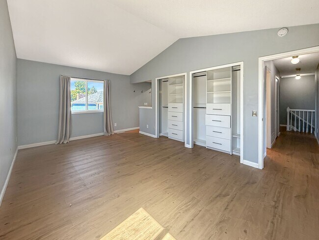 Building Photo - $0 DEPOSIT OPTION. SPACIOUS 4-BEDROOM CENT...