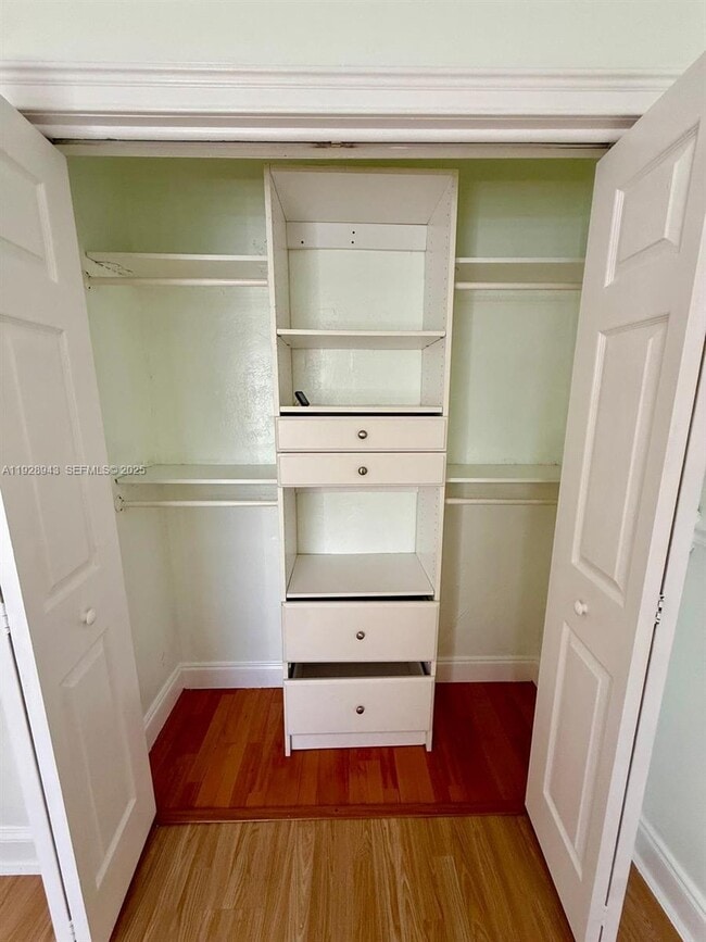 Building Photo - 5001 SW 113th Ct