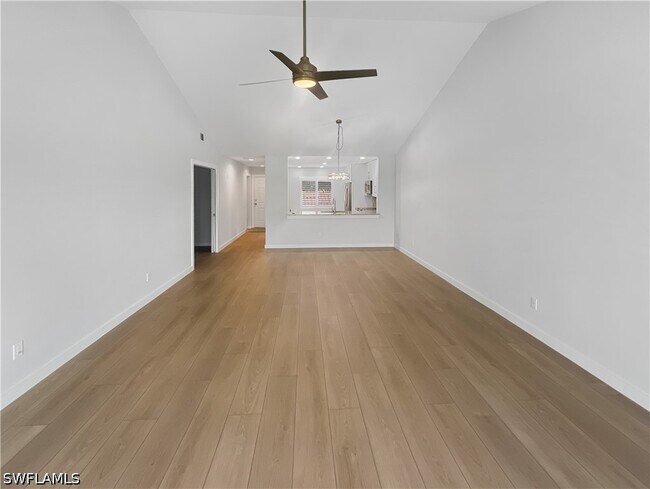 Building Photo - 5908 Cranbrook Way
