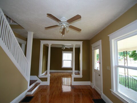 Building Photo - 206 Garfield Ave NW