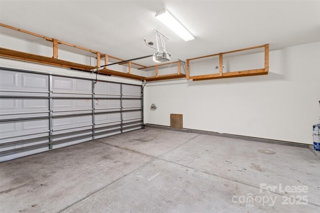 Building Photo - 15627 Canmore Street