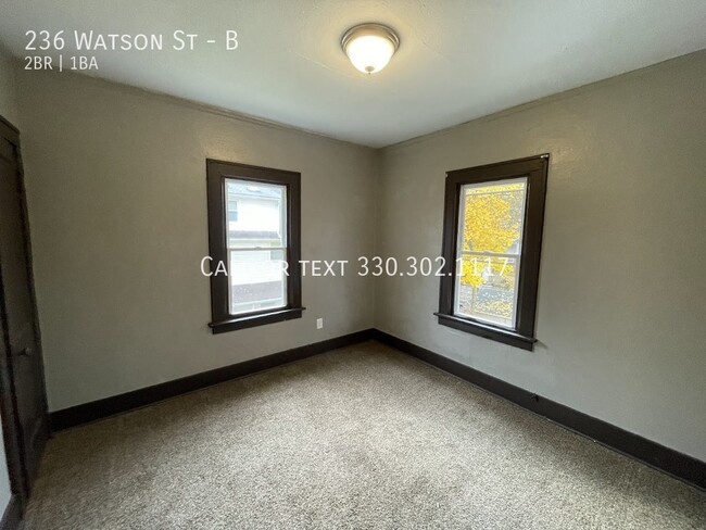 Building Photo - Two bedroom one bathroom second story apar...