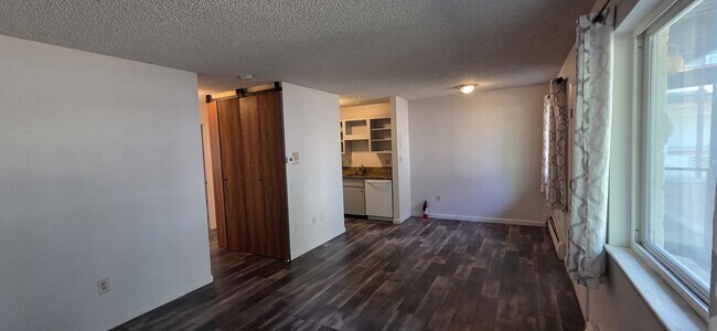 Building Photo - 5995 E Iliff Ave