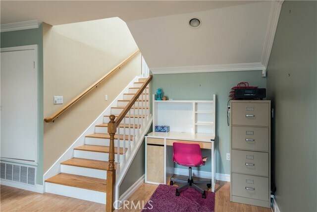 Building Photo - 13 Valley