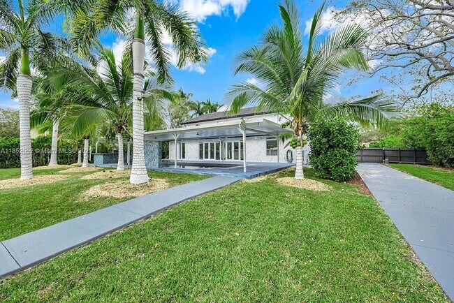 Building Photo - 7830 SW 120th St