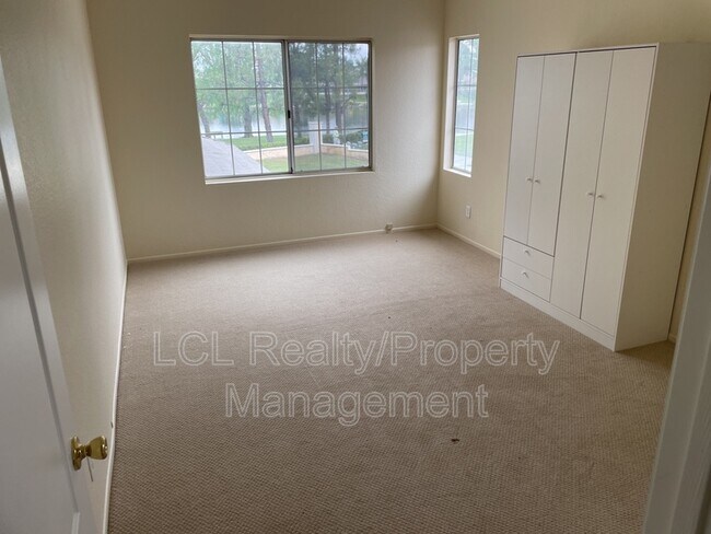 Building Photo - 30322 Marne Way