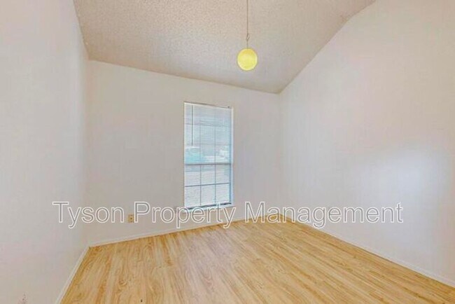 Building Photo - 7301 Keel Ave NW