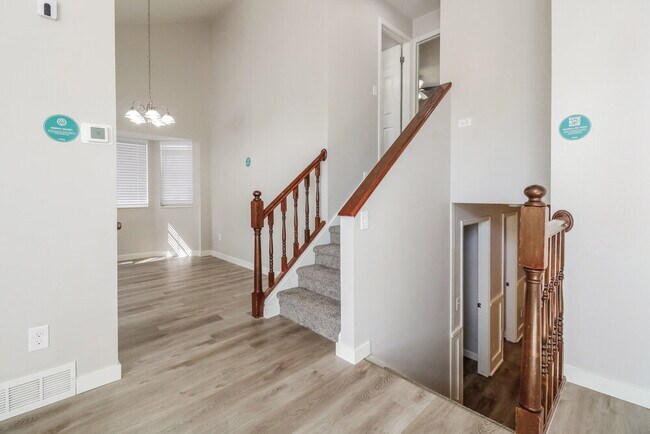 Building Photo - 4829 3900 W St