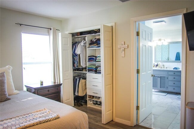 Building Photo - 4015 Kingsfield Dr